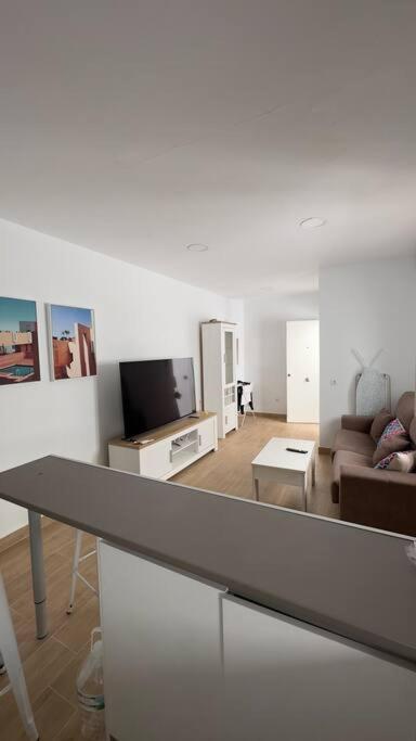 Rockside Residentes Suites La Linea La Línea de la Concepción المظهر الخارجي الصورة
